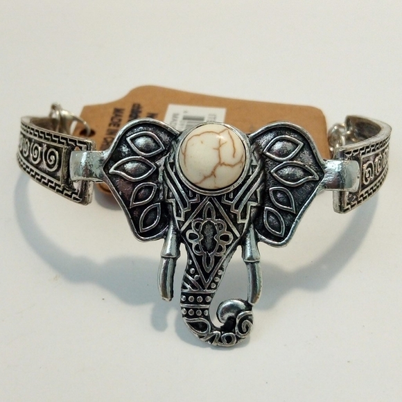 Fashion Jewelry Jewelry - Silver/White Engraved Large Elephant Head Bracelet